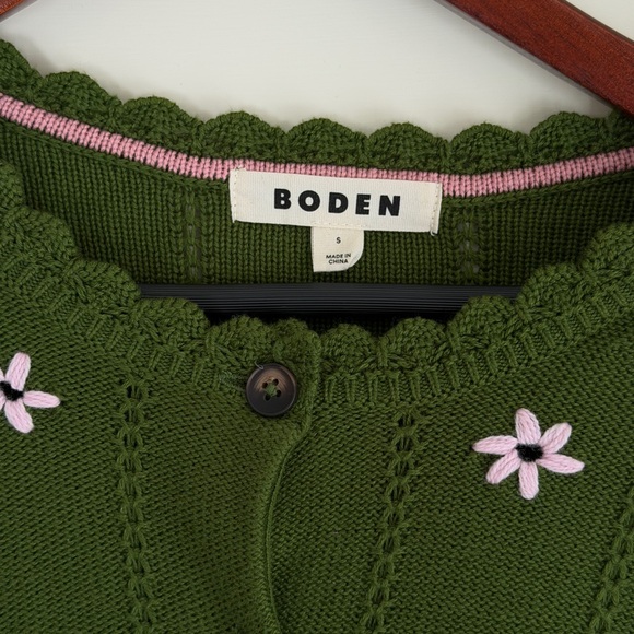 Boden Green Floral Embroidered Cardigan - Picture 3 of 6